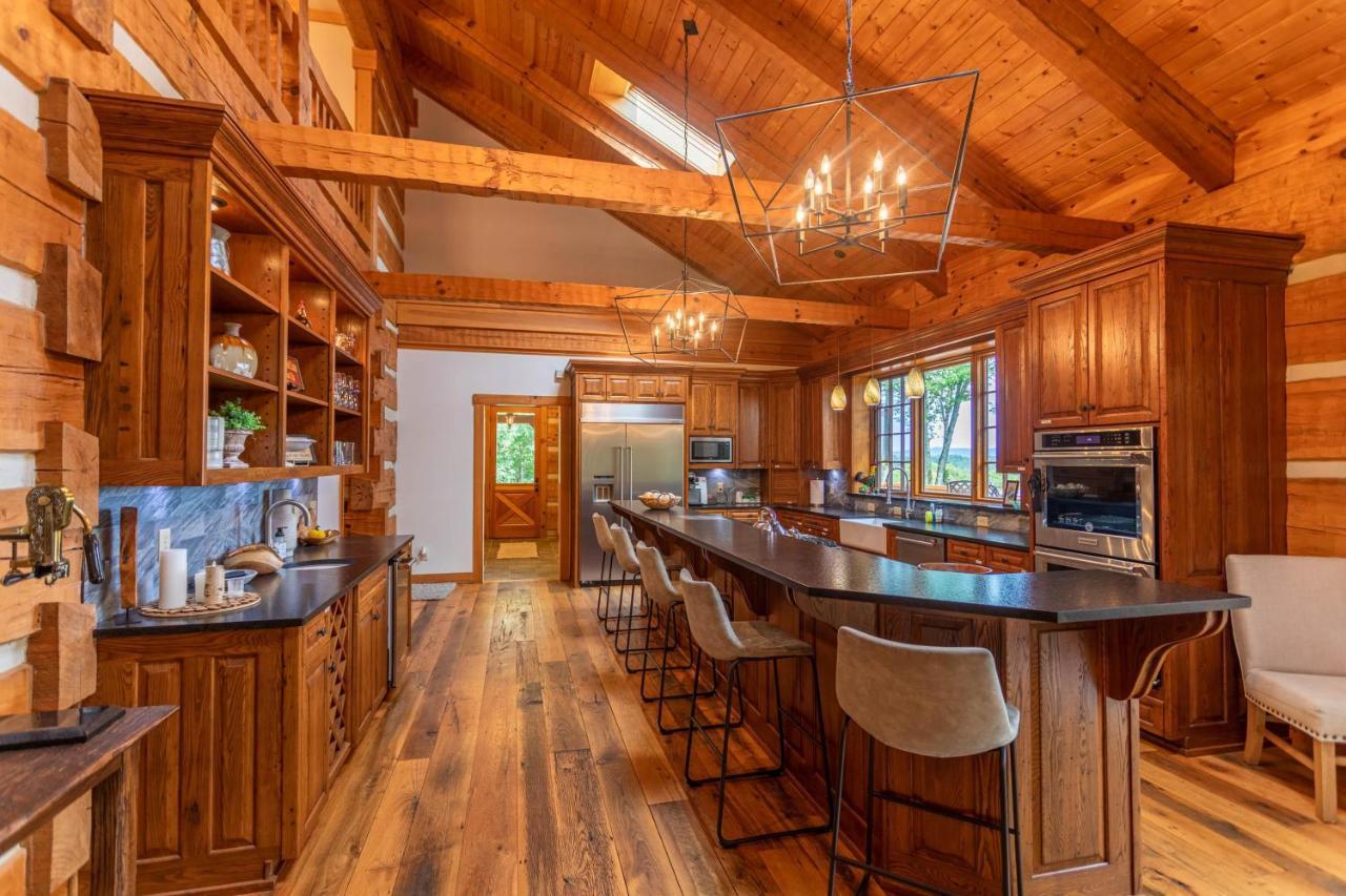 Matney Ridge Estate Villa เบนเนอร์เอลค์ ภายนอก รูปภาพ
