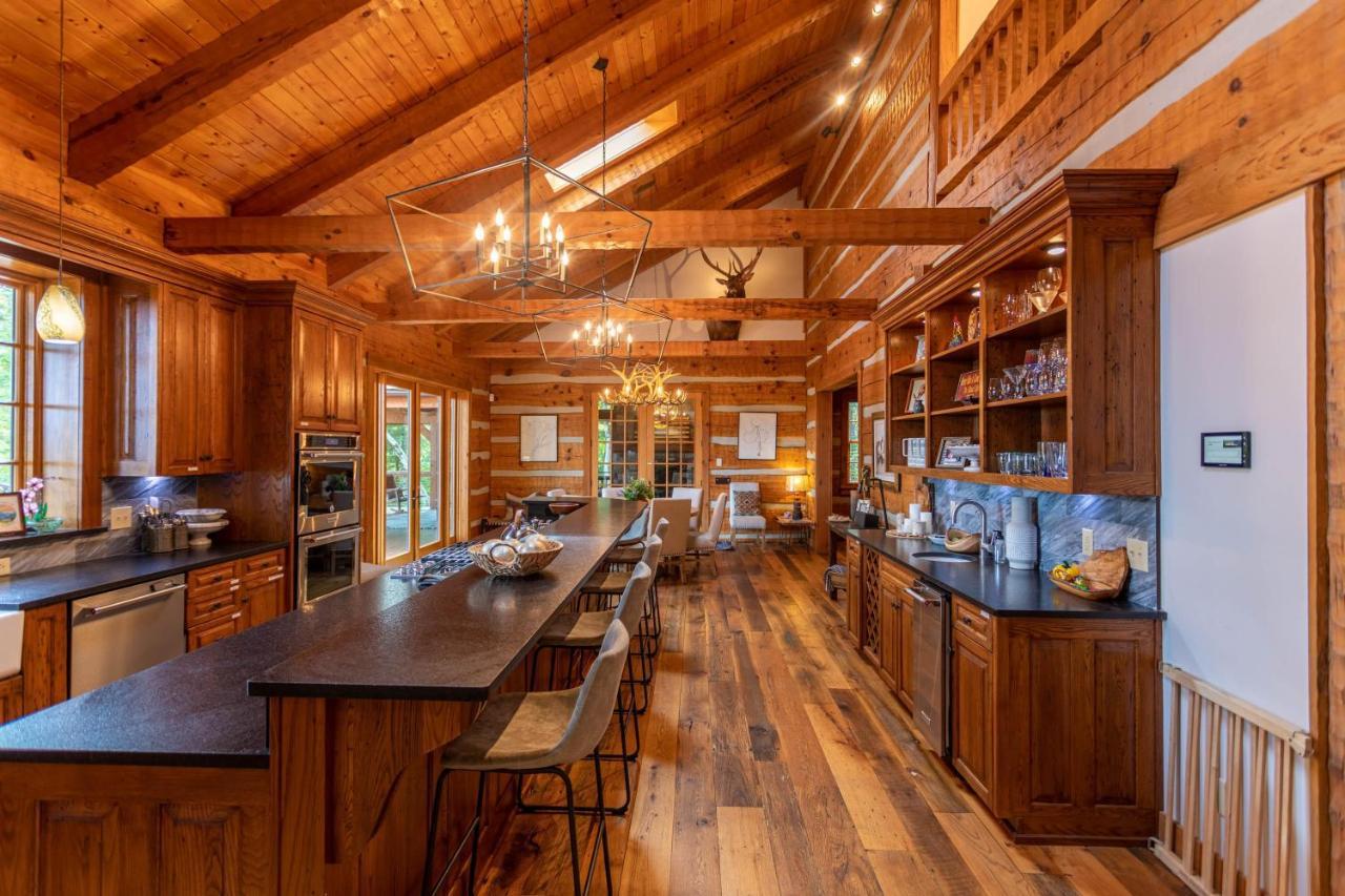 Matney Ridge Estate Villa เบนเนอร์เอลค์ ภายนอก รูปภาพ