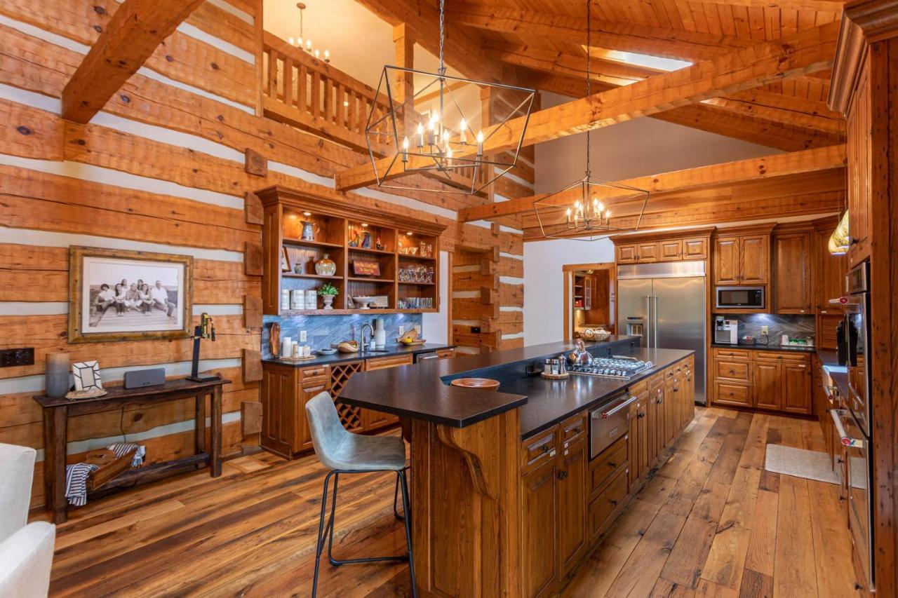 Matney Ridge Estate Villa เบนเนอร์เอลค์ ภายนอก รูปภาพ