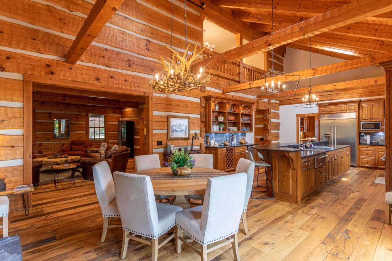 Matney Ridge Estate Villa เบนเนอร์เอลค์ ภายนอก รูปภาพ